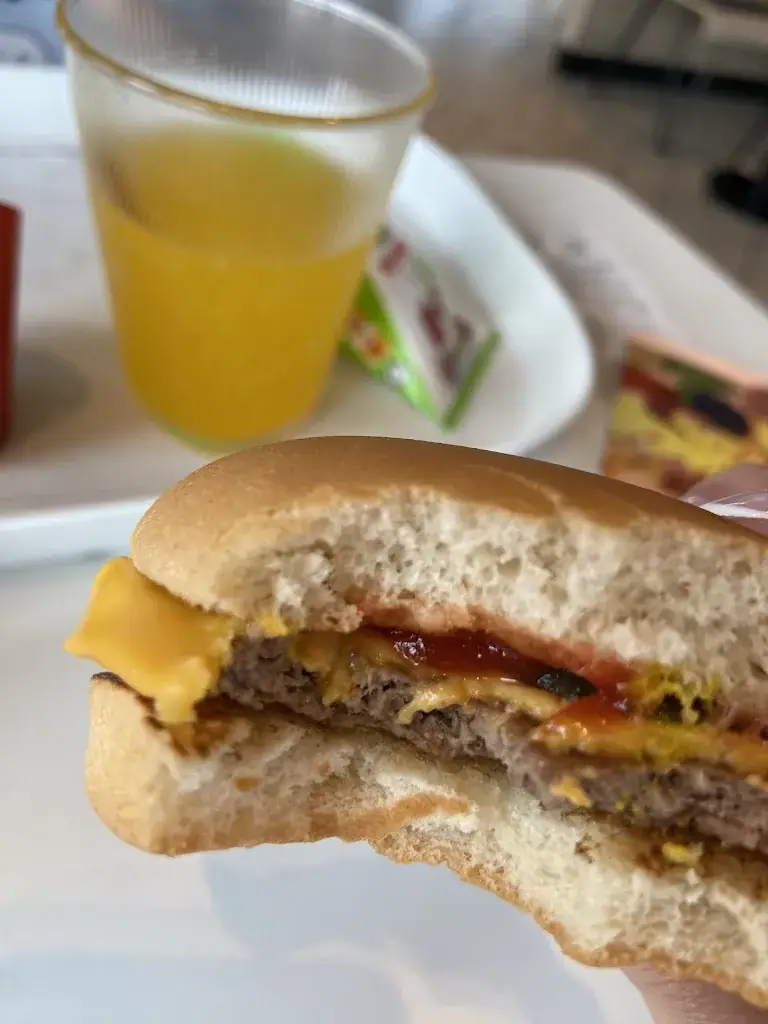 Menu_McDonald's_Ferté-Gaucher_image_5