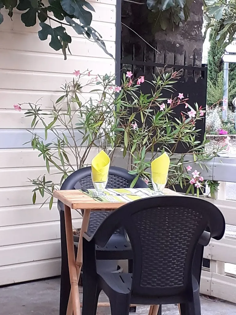 Laëtitia_Le Chatelain_Châtelet-en-Brie_review