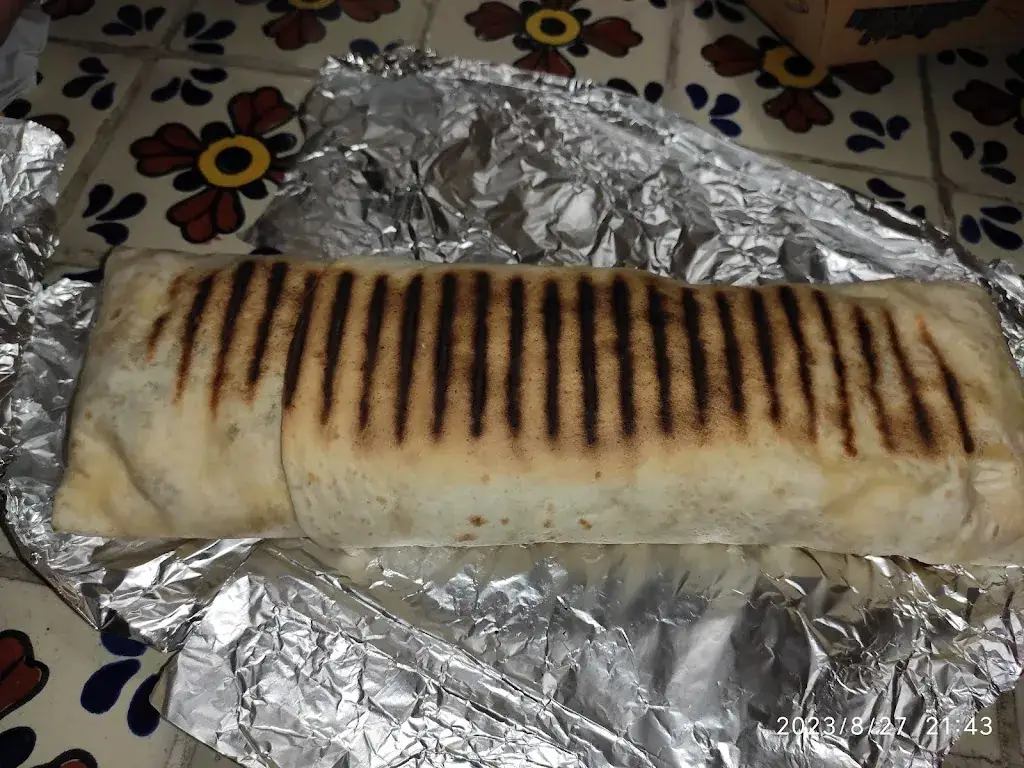 Thibaut Rollin_PizzaMagic_Châtelet-en-Brie_review