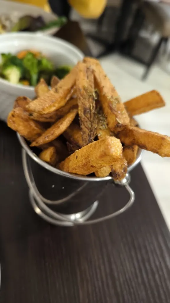 roger tessier_L'Atelier 24-Restaurant_Queue-en-Brie_review