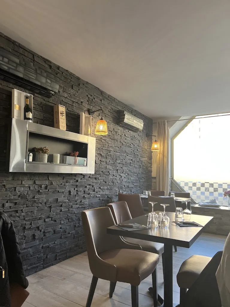 L'Atelier 24-Restaurant_Queue-en-Brie_slider_image_3