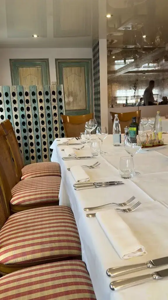 Niro Th_Auberge du Petit Caporal_Queue-en-Brie_review