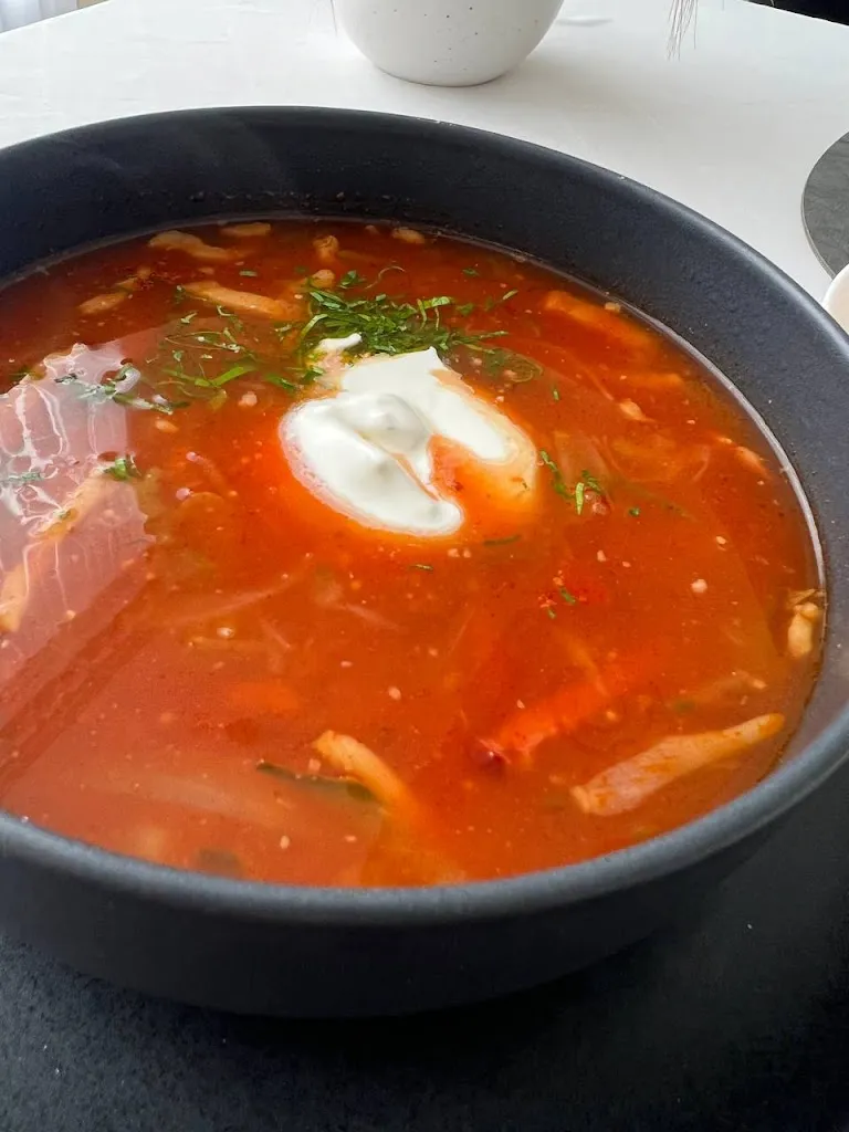 Виктор_Restaurant Paradis_Queue-en-Brie_review