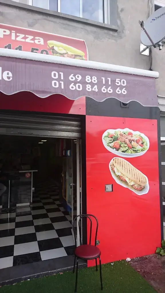 CHEZ LA FAMILLE CHRONO_Plessis-Pâté_slider_image_3