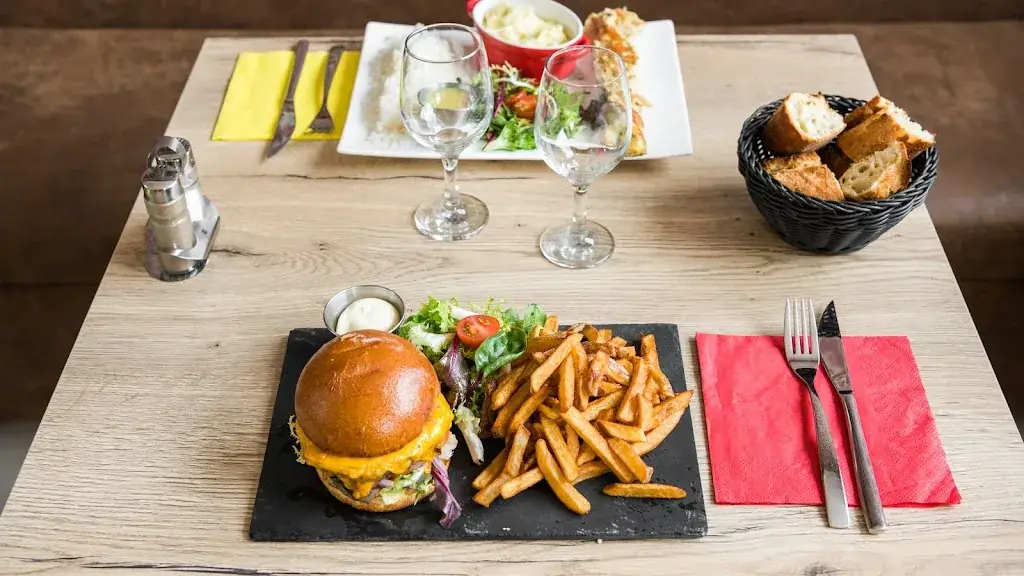 AssiéToi ! - Cuisine & Comptoir_Plessis-Bouchard_slider_image_3