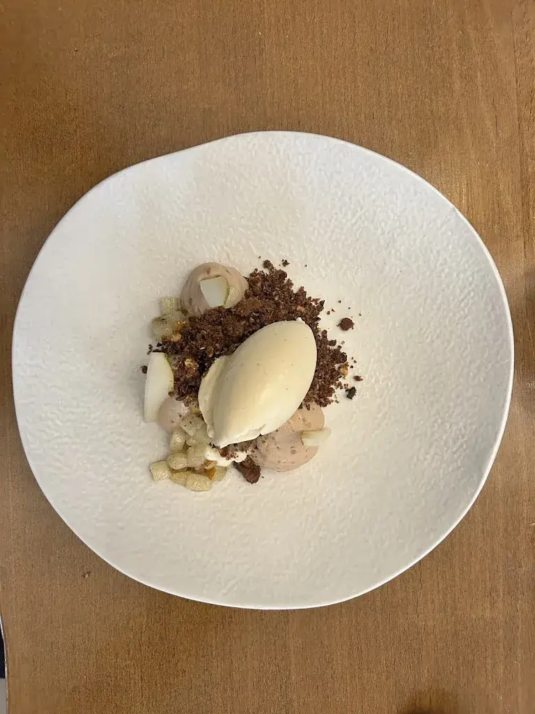 Ipséité_Montfaucon-en-Velay_slider_image_3