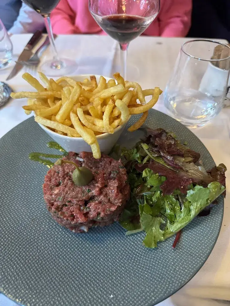 Le Bel Ami_Vésinet_slider_image_2