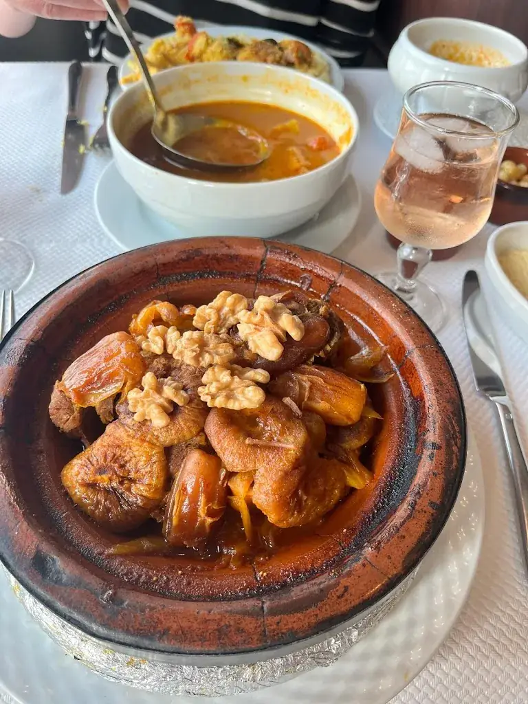 Richard Simonian_Restaurant Le MAROC_Mesnil-Saint-Denis_review