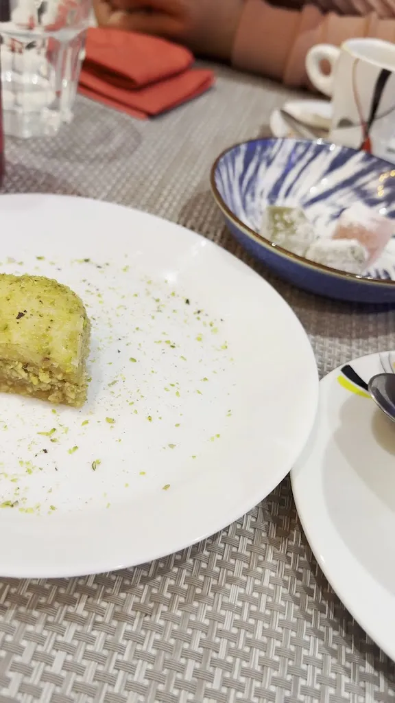 Oh Mesnil_Mesnil-Saint-Denis_slider_image_2