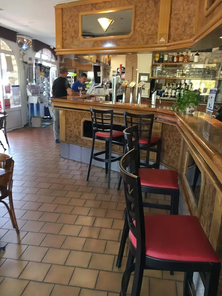 Tabac Le Panache Blanc_Mesnil-Saint-Denis_slider_image_2