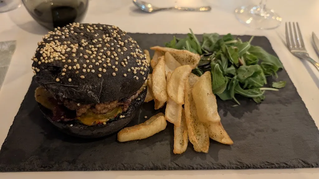 Bruno Vieira_ROSE & LEON, L'EPICERIE_Mesnil-Saint-Denis_recensione