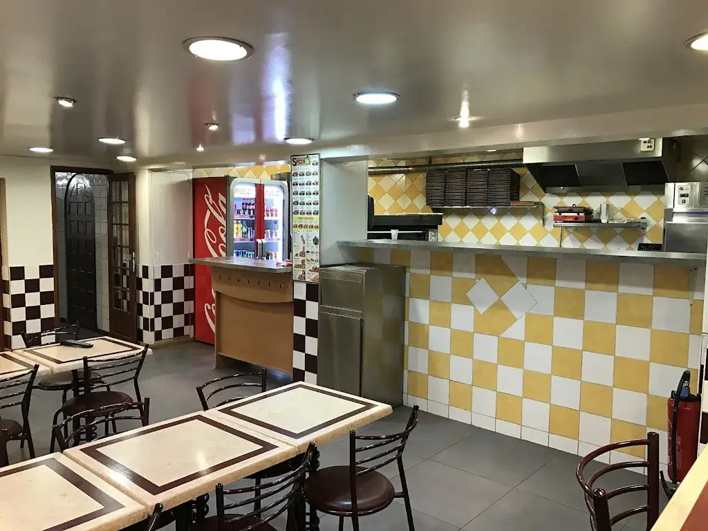 Sam pizza_Thillay_slider_image_1