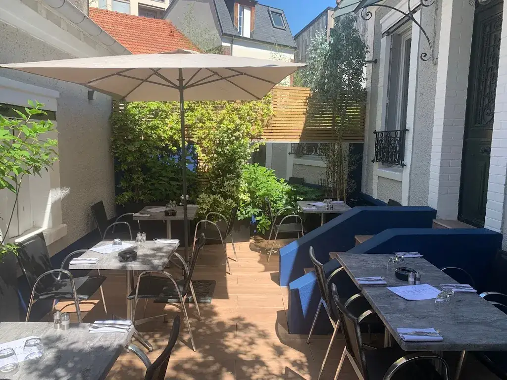 Tigre La Garenne Colombes Restaurant in Garenne-Colombes