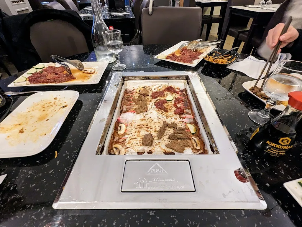 Jérôme Vibert_La Lune d’Or_Garenne-Colombes_review