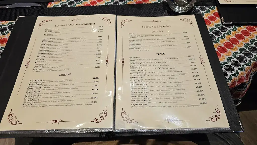 Menu_Everest Kitchen_Garenne-Colombes_image_3