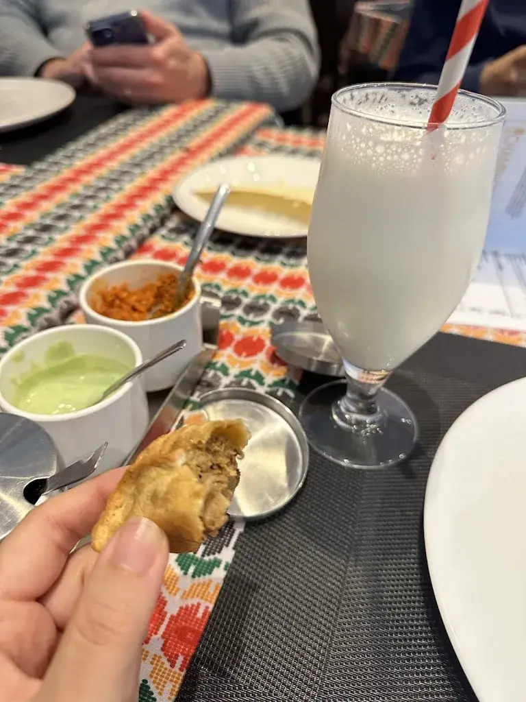 Xiaofeng JIANG_Everest Kitchen_Garenne-Colombes_review