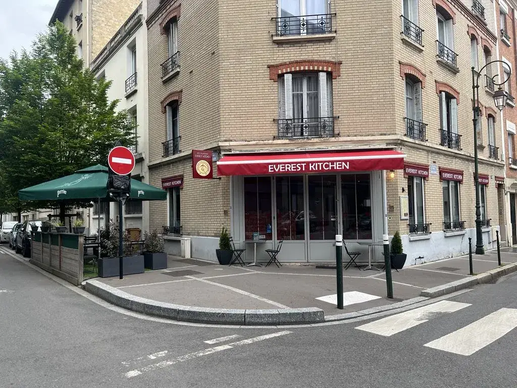 Everest Kitchen restaurant in Garenne-Colombes
