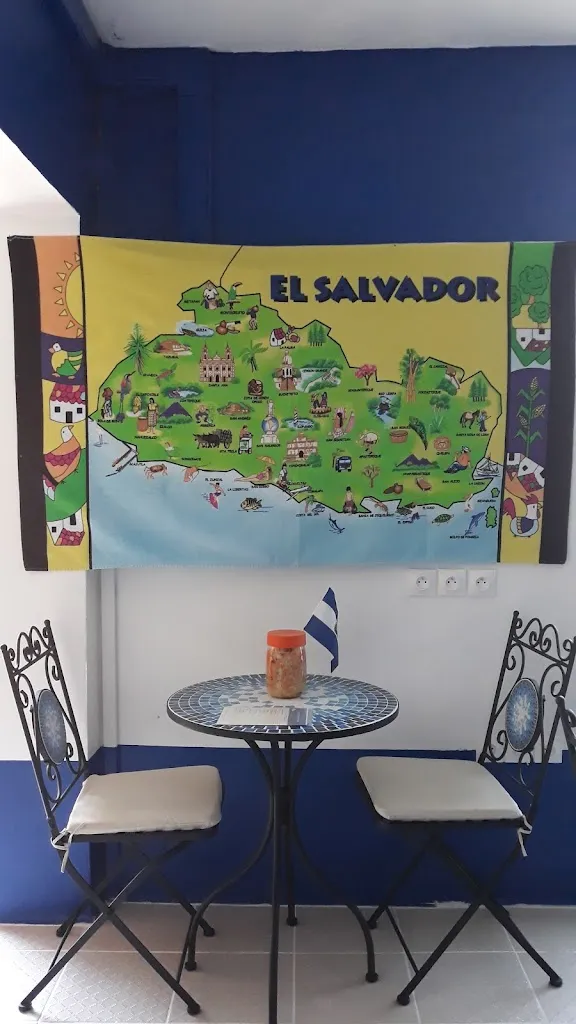 La Pupusera restaurant_Garenne-Colombes_slider_image_1