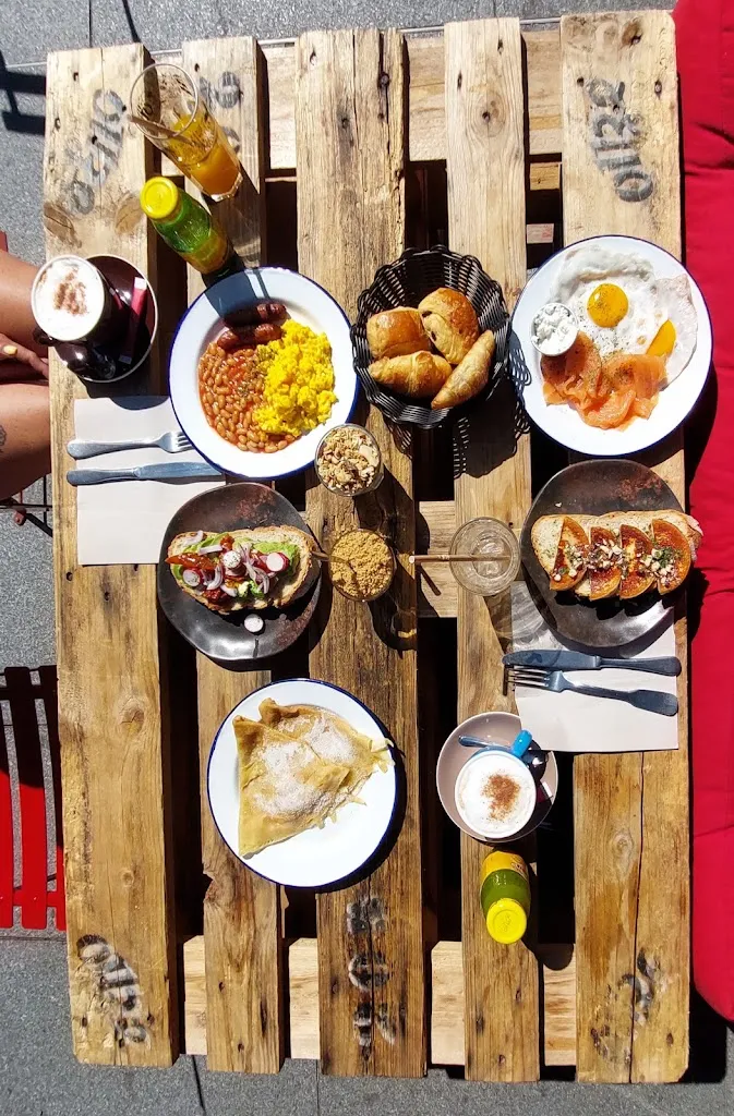 Gilliane JM_O11ze_Garenne-Colombes_review