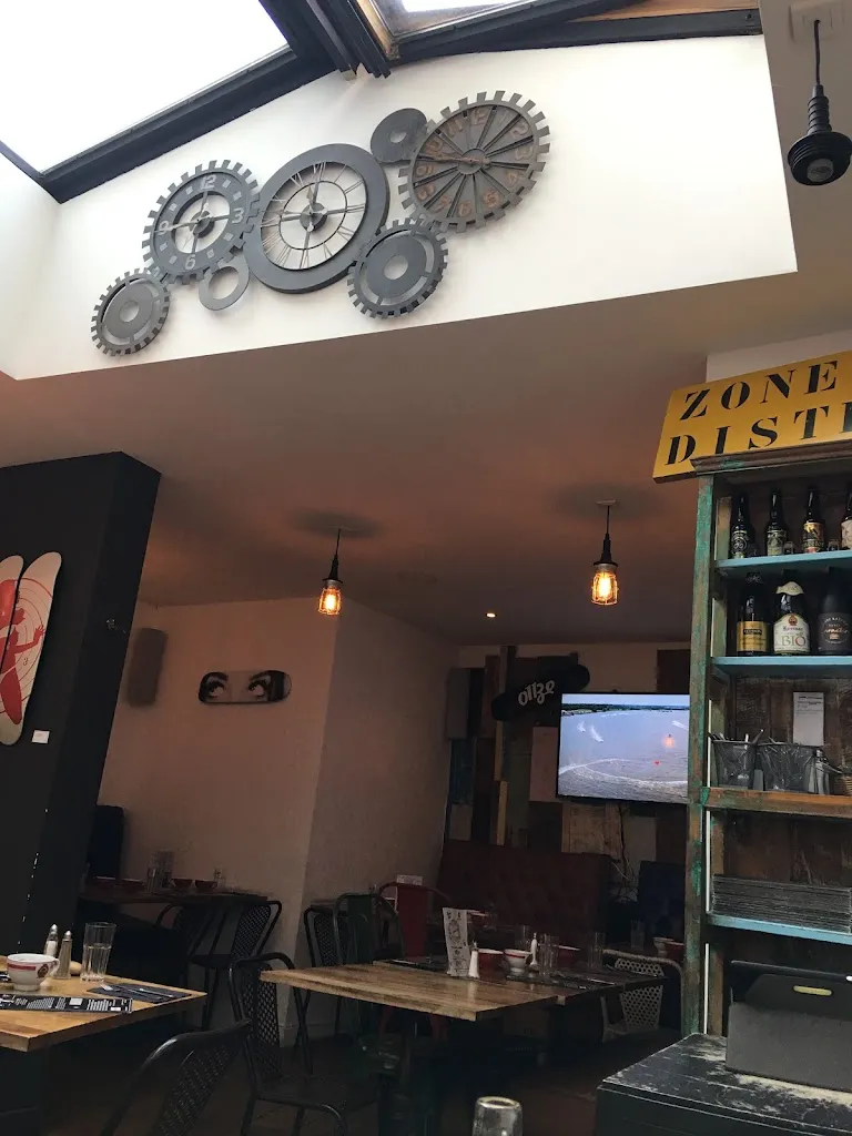 Oana P_O11ze_Garenne-Colombes_review