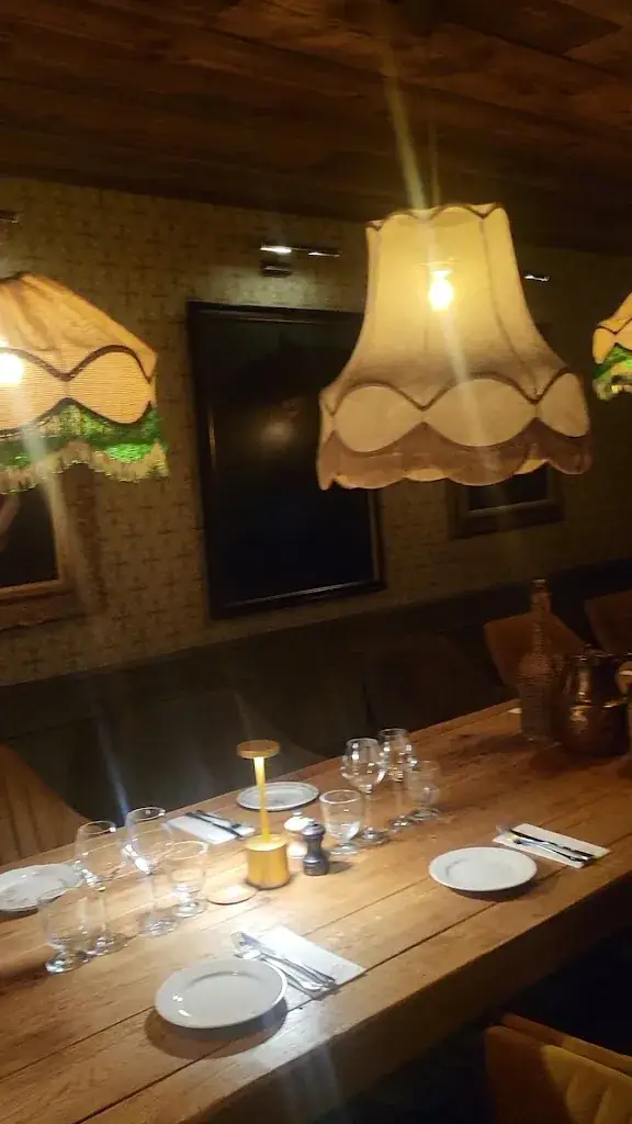 Tata Yoyo_Garenne-Colombes_slider_image_2