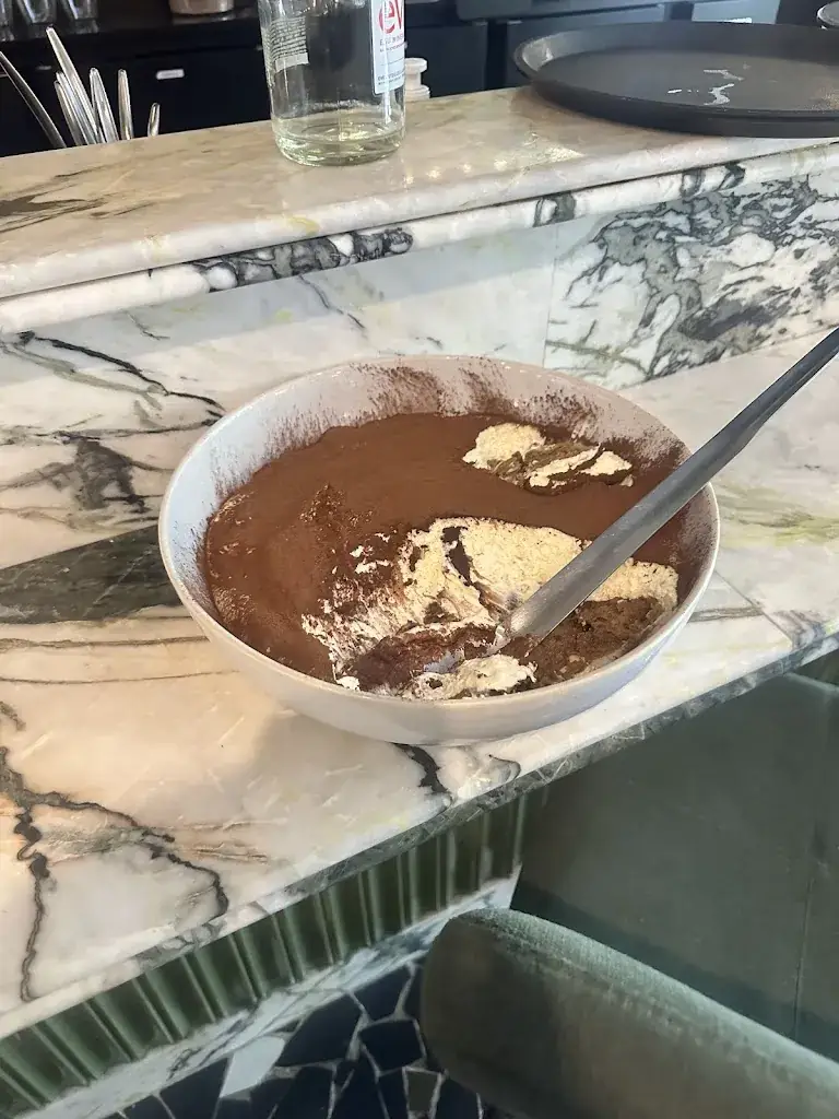 Sarah Kanj_Le Foch_Garenne-Colombes_recensione