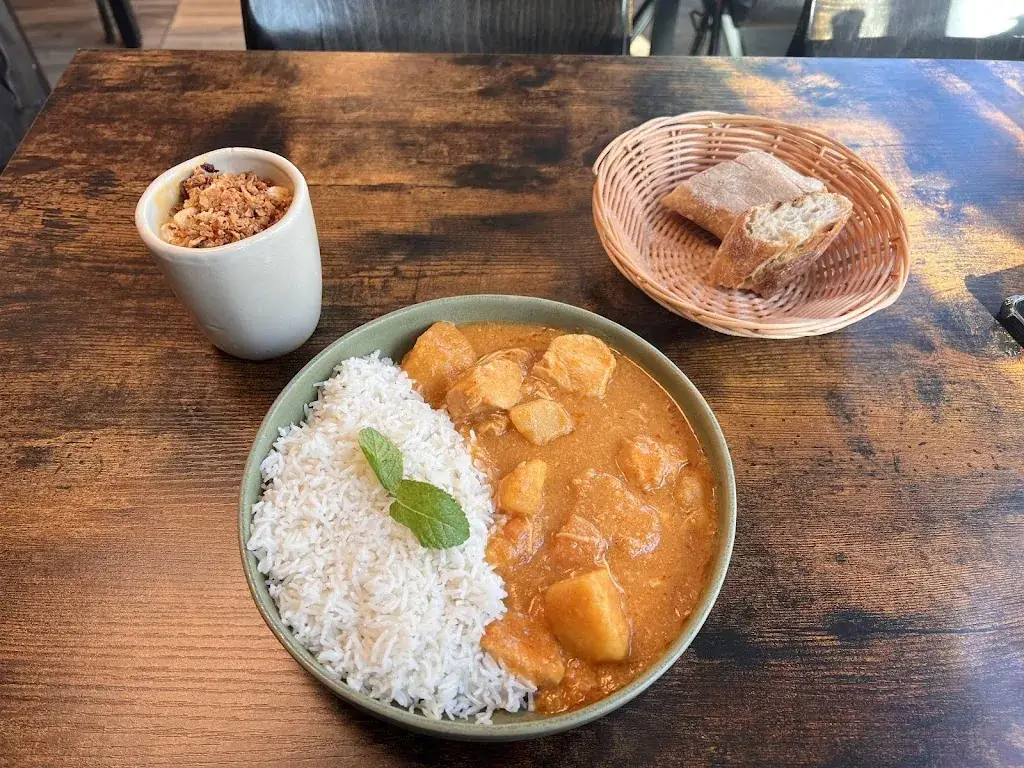 Eli_Le Pré de chez vous_Pré-Saint-Gervais_review