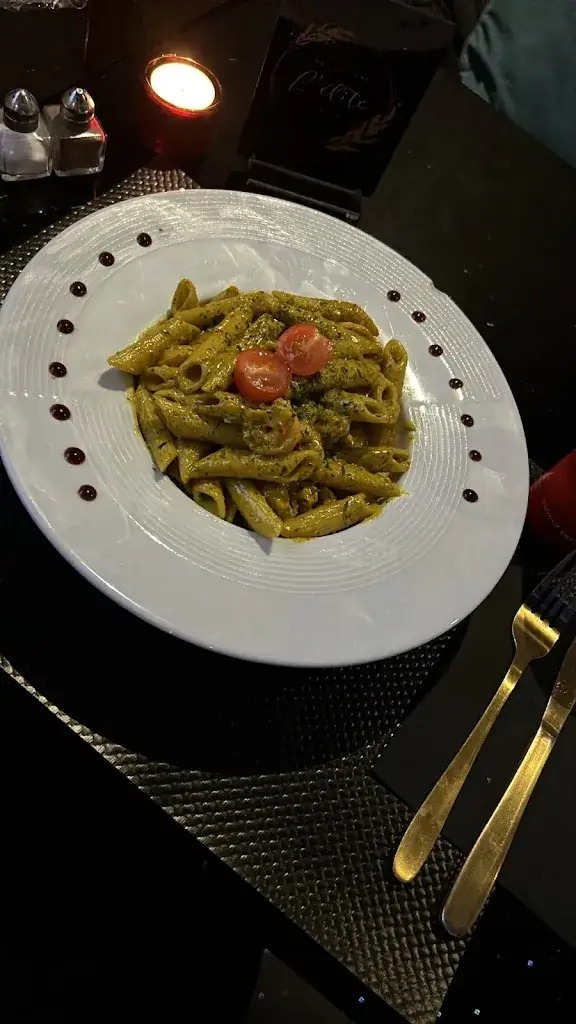 Aminata Koita_L'Élite Lounge_Pré-Saint-Gervais_review