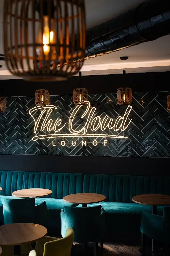 Le Cloud Restaurant in Pavillons-sous-Bois