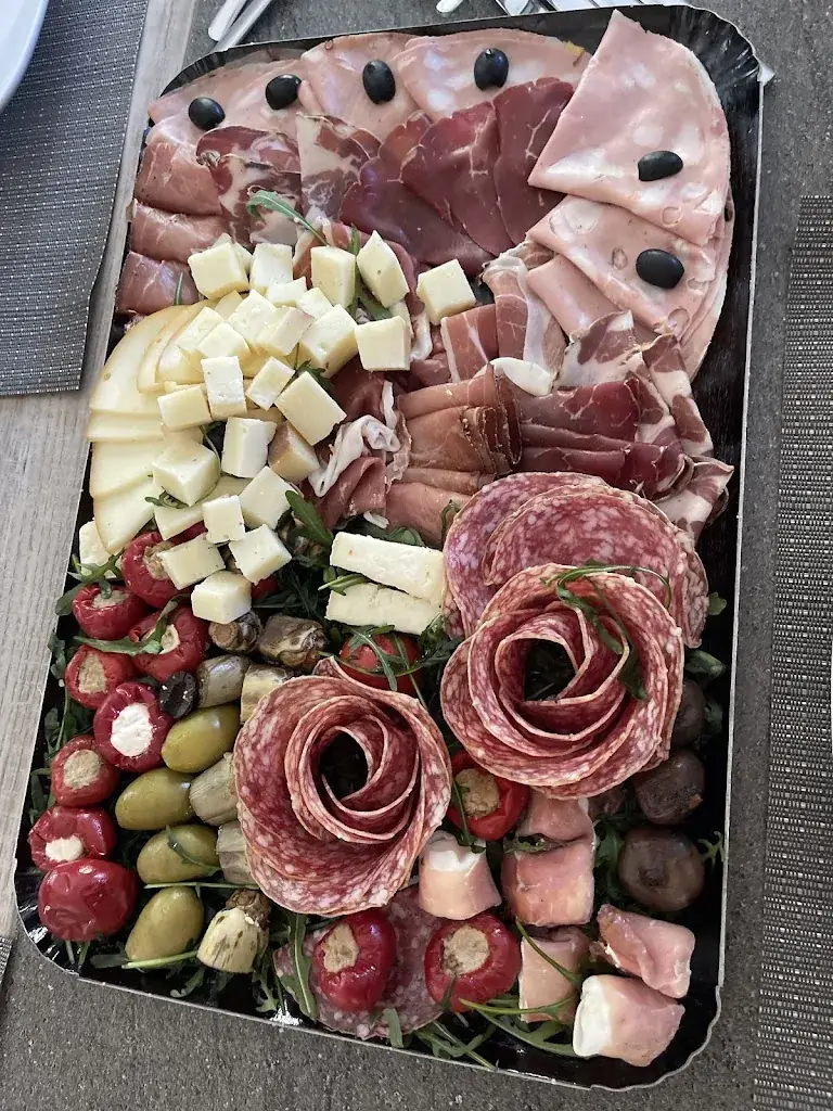 Véronique-Sophie Bounaud_Itali'Anna_Mesnil-le-Roi_recensione