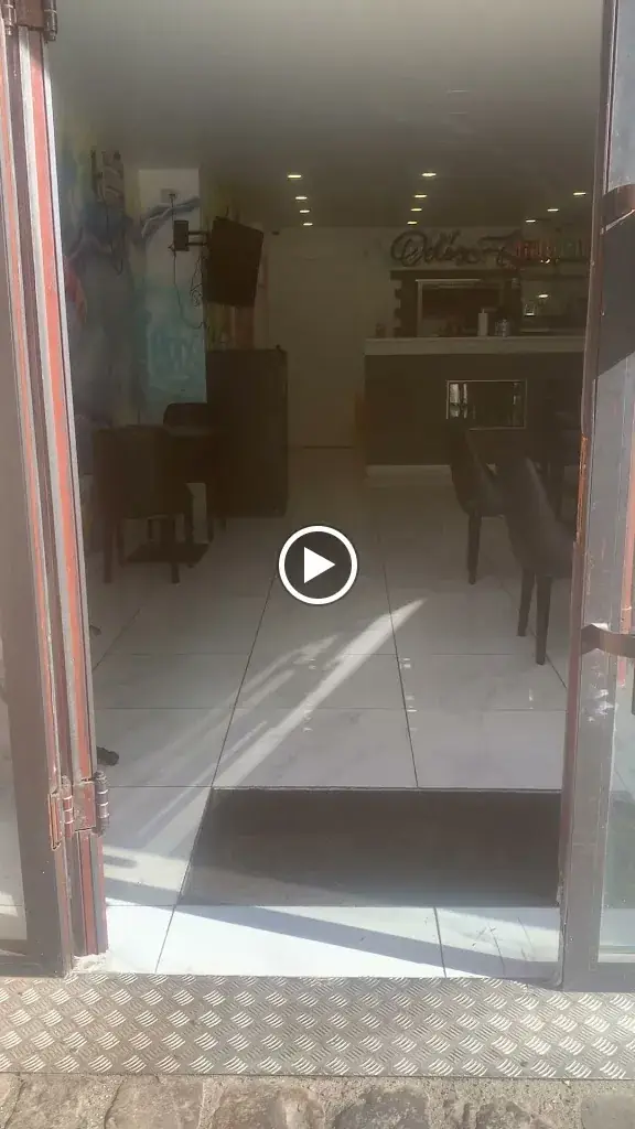 Fox Burger_Mesnil-le-Roi_slider_image_2