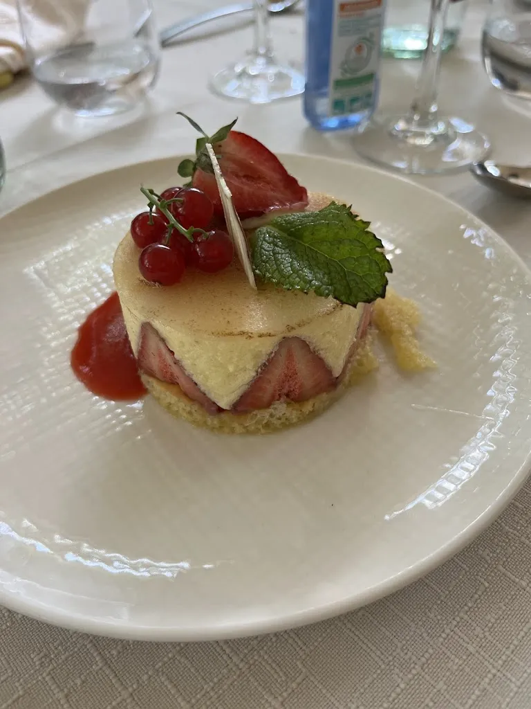 Nupur Netan Sachdeva_Les Jardins De La Vieille Fontaine_Maisons-Laffitte_review