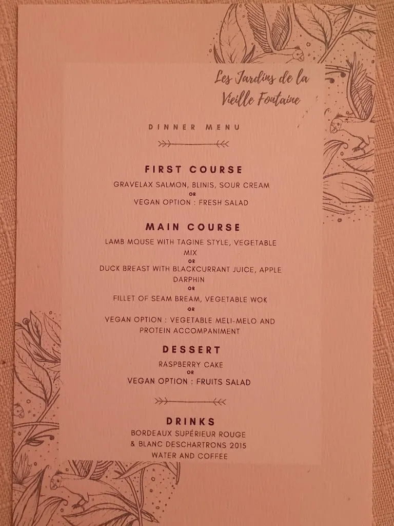 M.A. Elmihi_Les Jardins De La Vieille Fontaine_Maisons-Laffitte_review