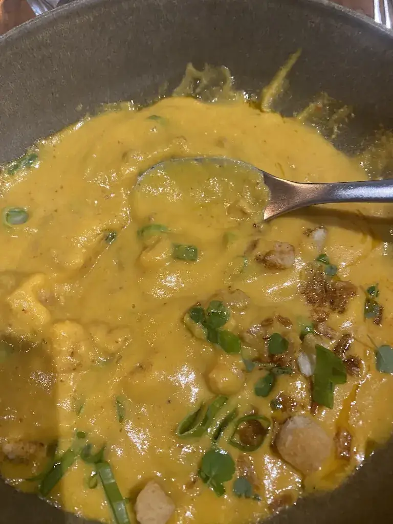 James Joint_Comptoirs des Deux Frères_Maisons-Laffitte_review