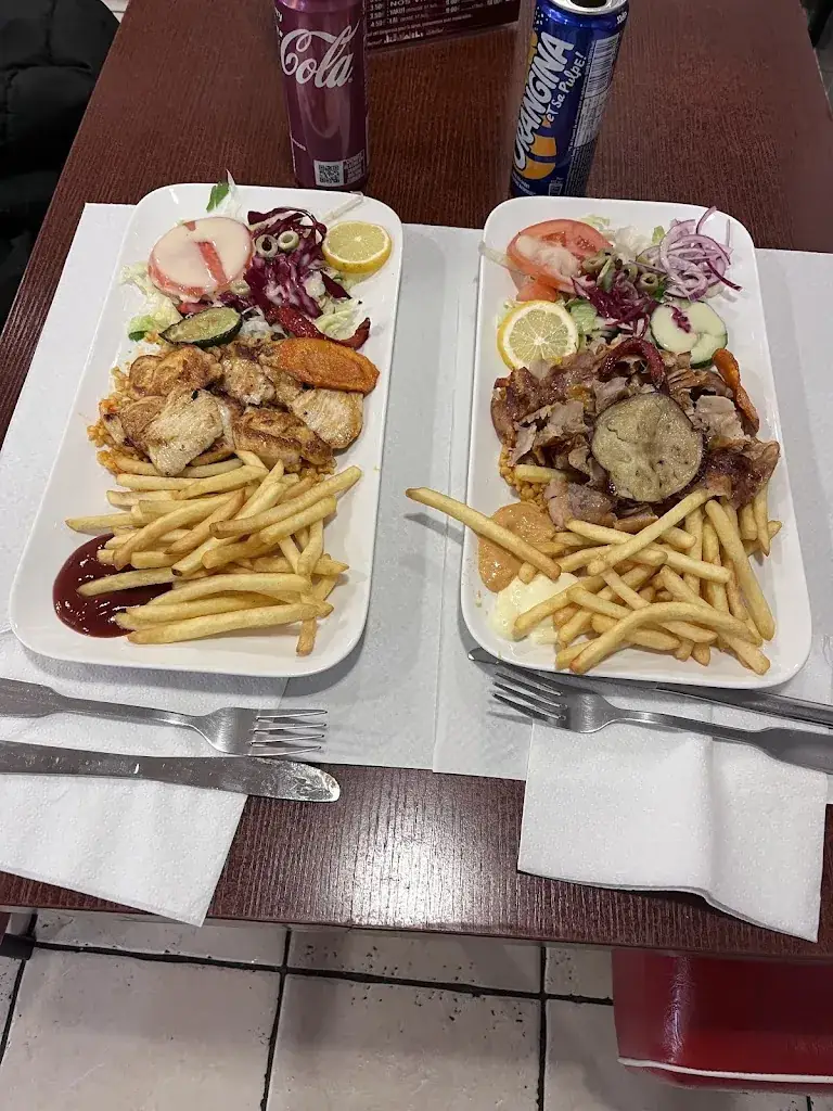 silva vitor_Restaurant istanbul_Lésigny_review