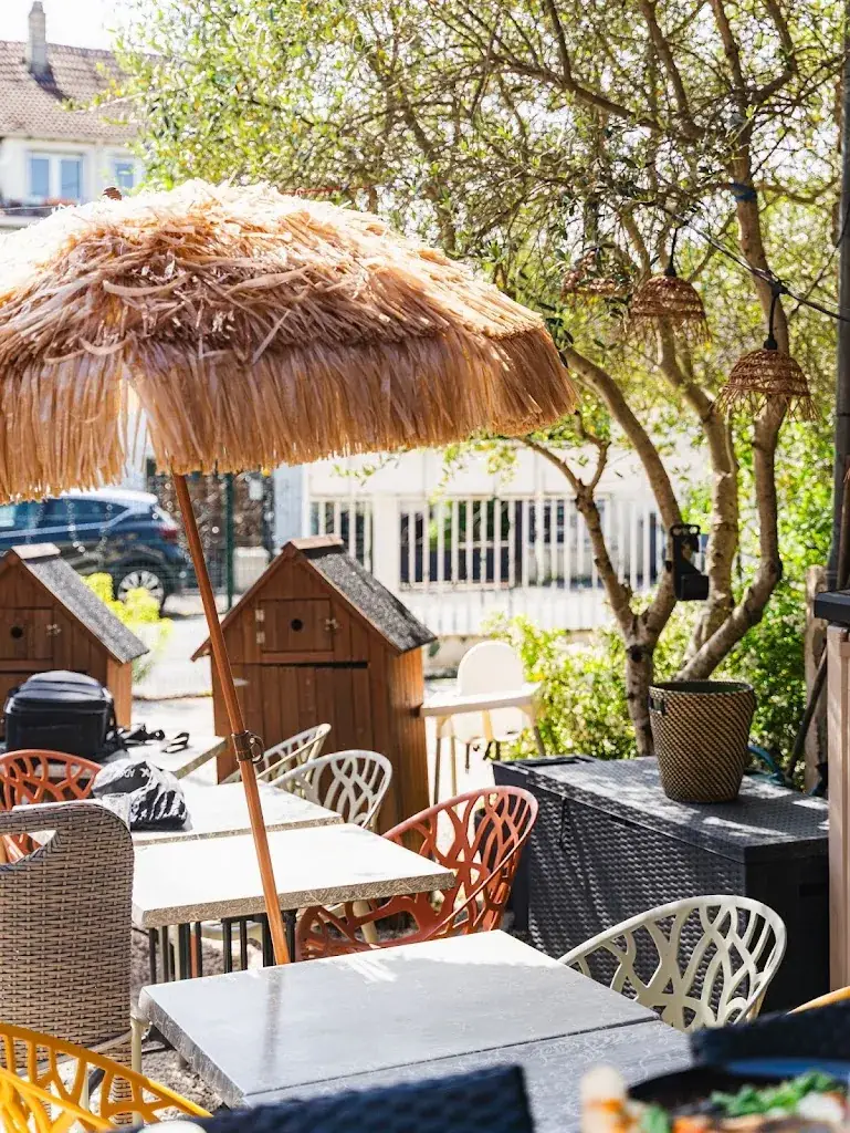 Les Oliviers Le Plessis Trévise Restaurant in Plessis-Trévise