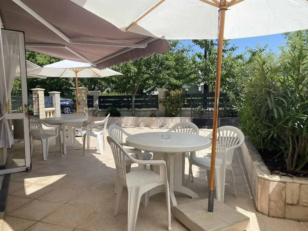 Le Pavillon Du Plessis_Plessis-Trévise_slider_image_1