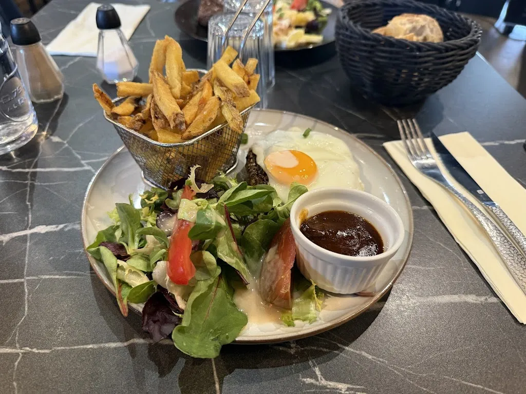 Le Petit Paris_Plessis-Trévise_slider_image_2