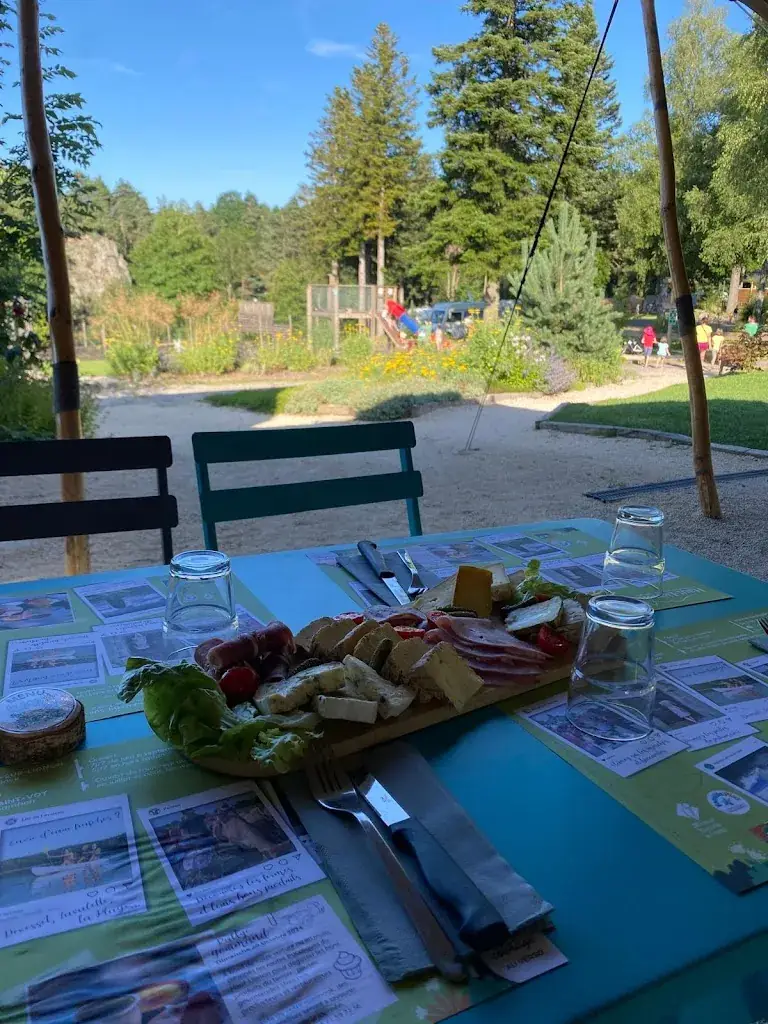 Les terrasses du Camping_Tence_slider_image_3