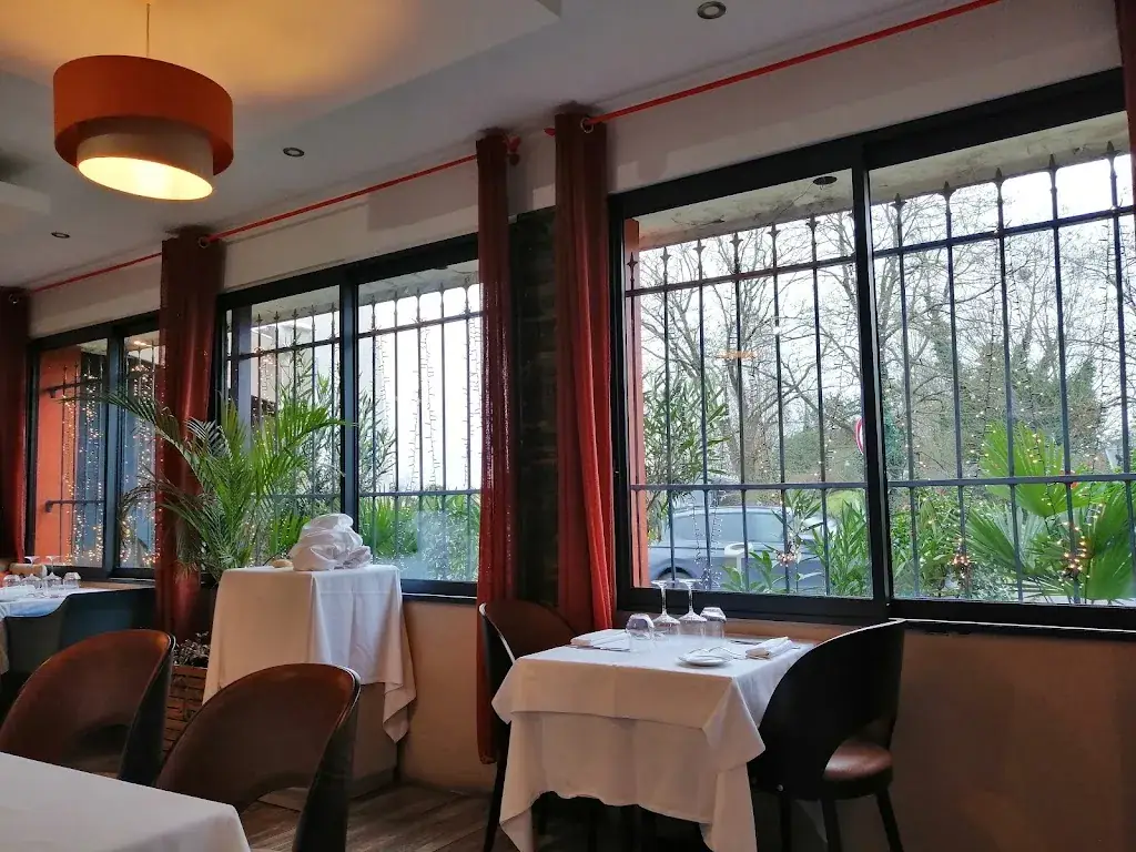 La Flamme restaurant in Linas