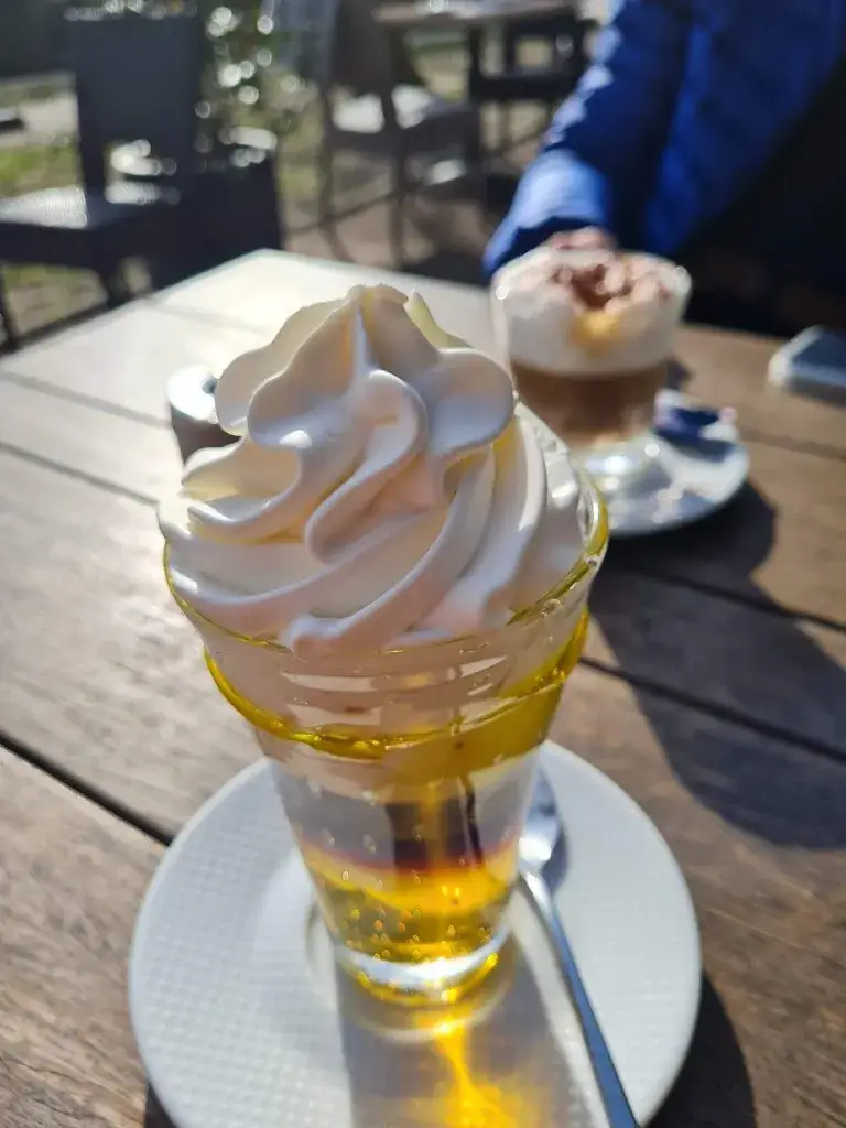 Menu_Livin'Café._Chesnay-Rocquencourt_image_6