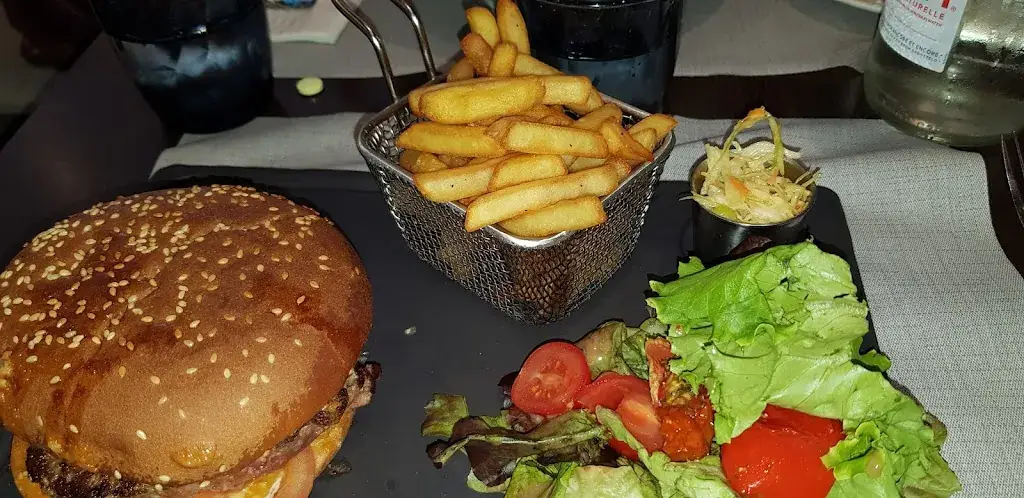 Menu_Livin'Café._Chesnay-Rocquencourt_image_7