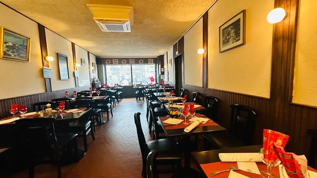 La Chaumière restaurant in Chesnay-Rocquencourt