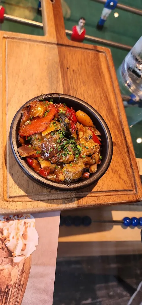 Ellen Brigitta_Hippopotamus Steakhouse_Chesnay-Rocquencourt_review