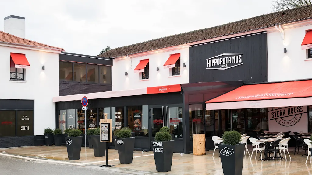 Hippopotamus Steakhouse restaurant in Chesnay-Rocquencourt