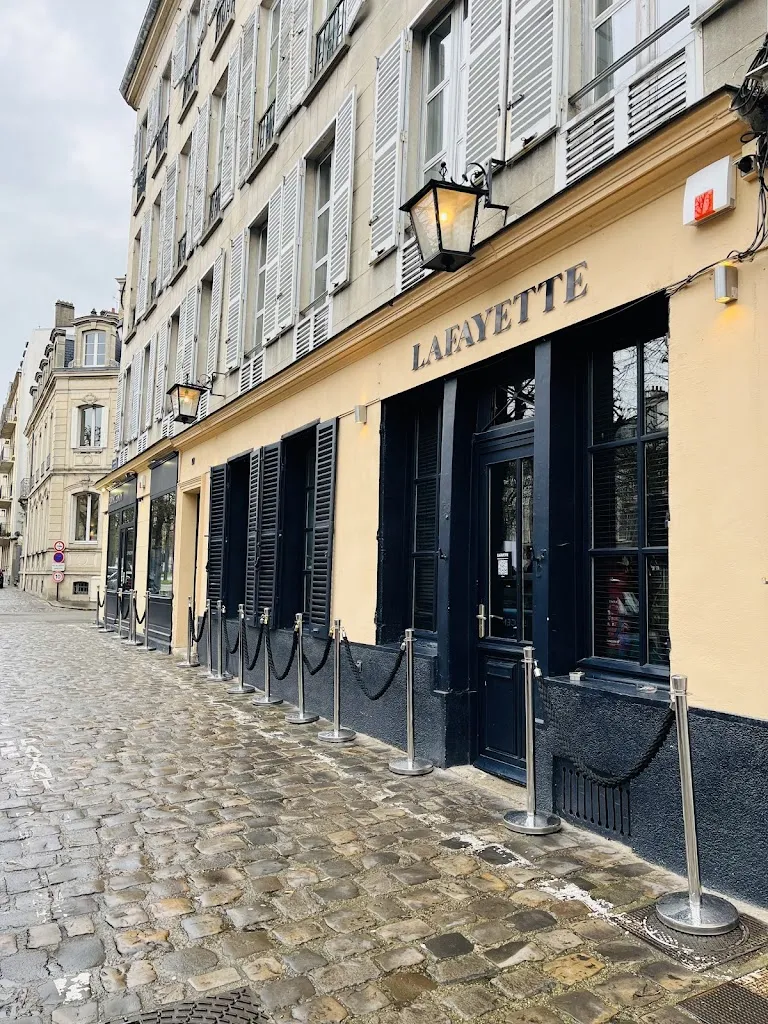 MinKyung Lim_Le Pincemin_Versailles_review