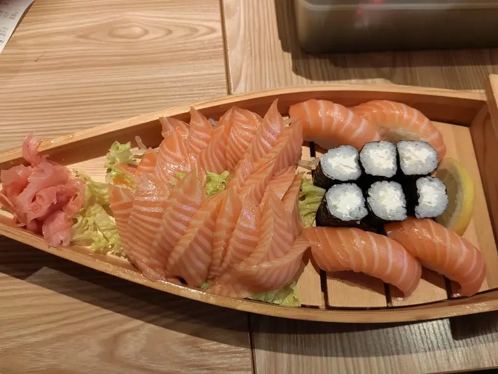 PRETTY SUSHI_Chesnay-Rocquencourt_slider_image_3