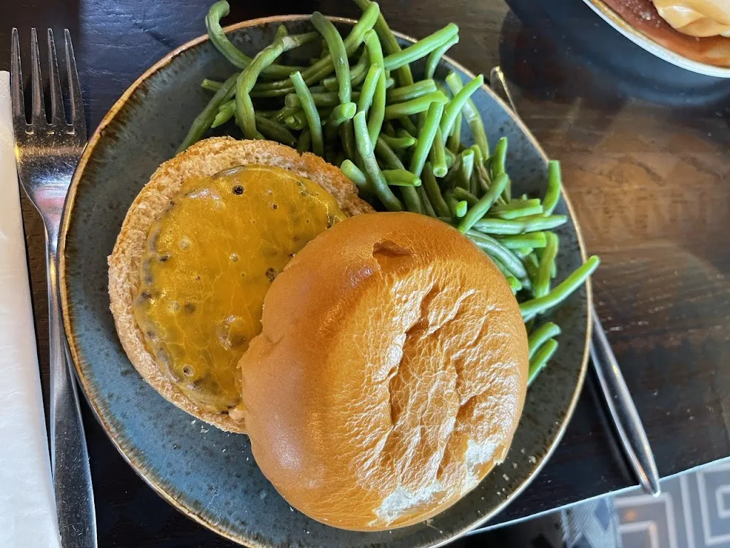 Sergii Podoliuk_Indiana Café - Parly 2_Chesnay-Rocquencourt_review