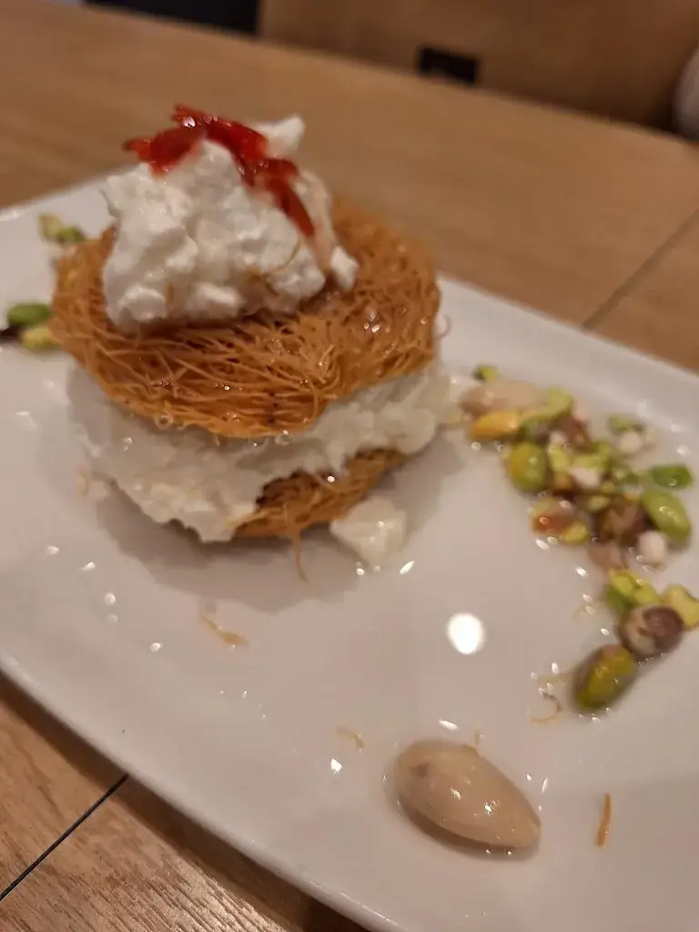 Sam S_Noura_Chesnay-Rocquencourt_review