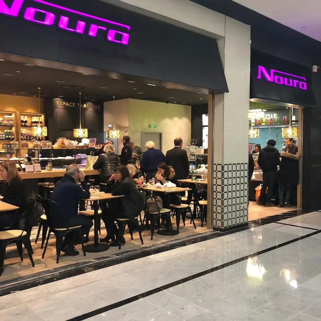 Noura Restaurant in Chesnay-Rocquencourt